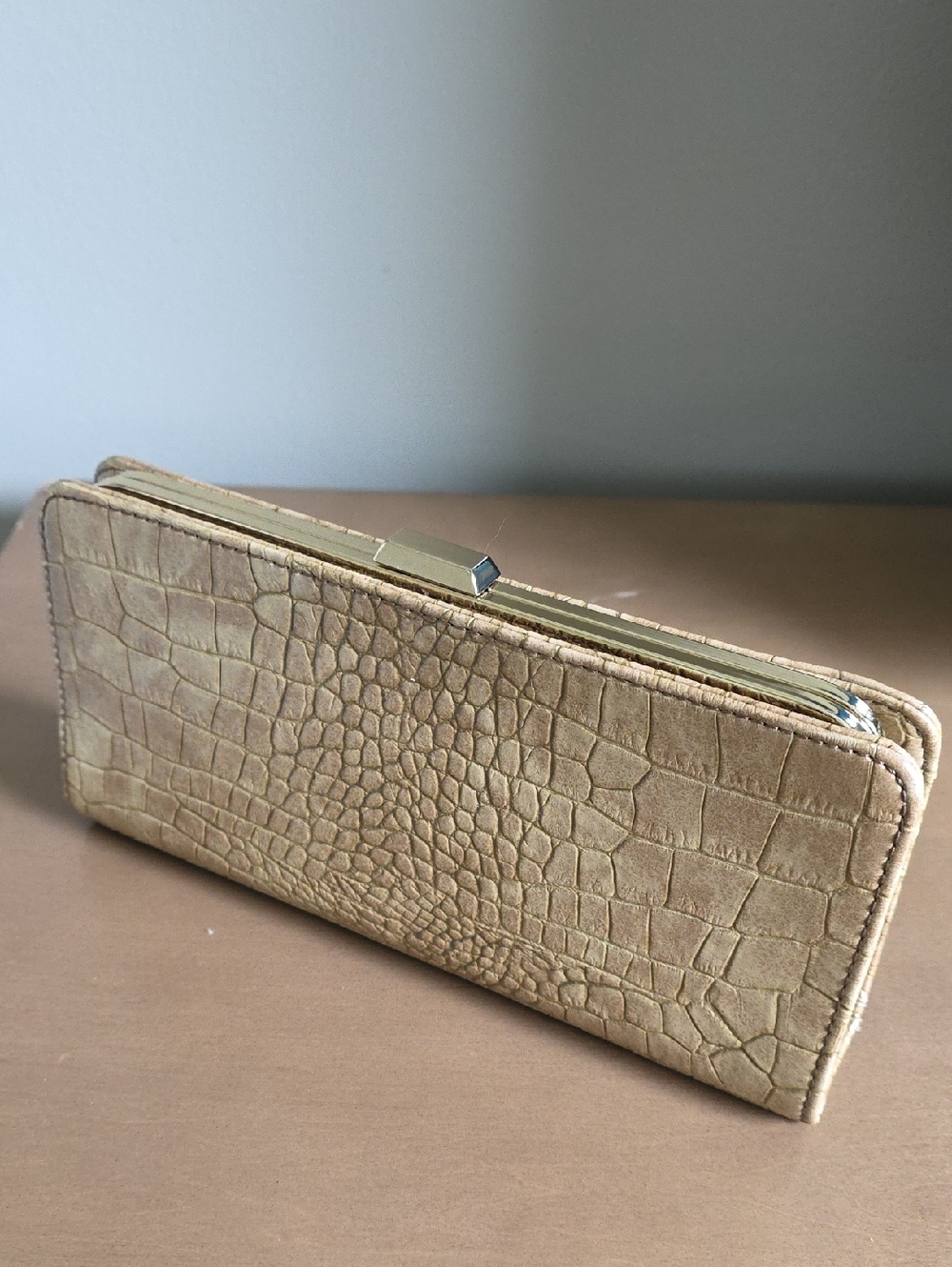 Banana Republic| Beige Croc-Texture Frame Clutch with Gold Hardware